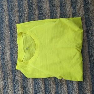 Lululemon swiftly tech